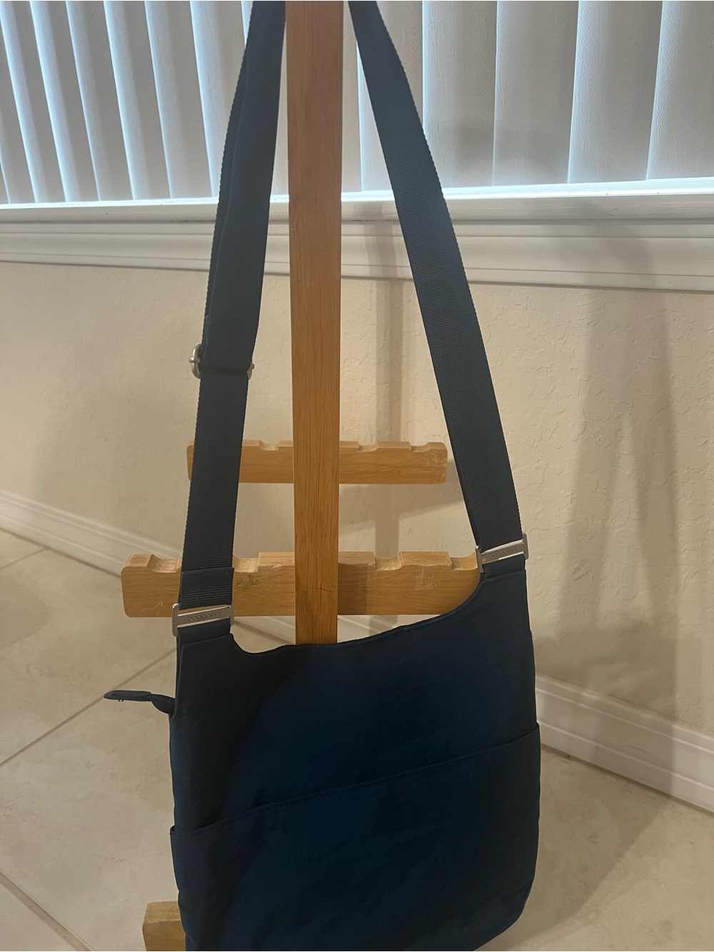 Baggallini Teal Blue Crossbody with Removable Pouch - Picture 3 of 7